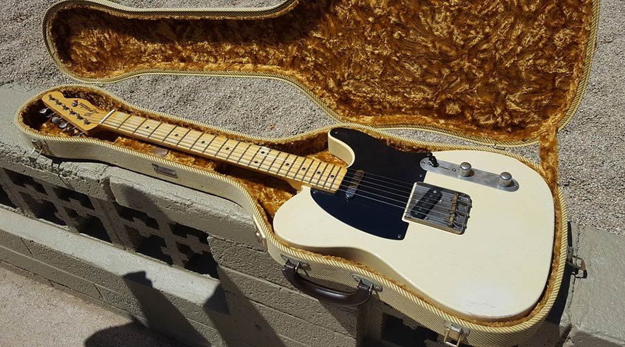 Fake or real Fender Telecaster in case